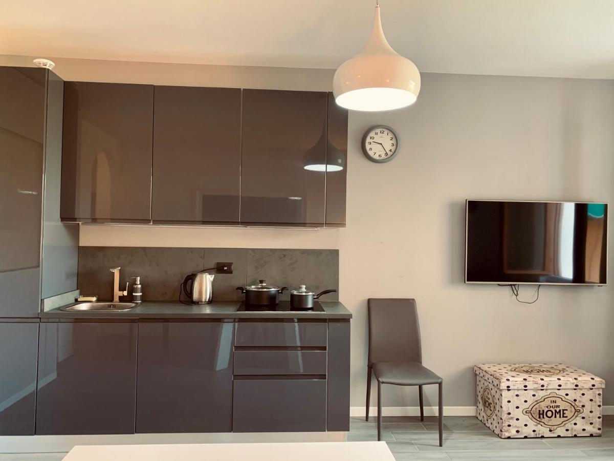 Marilyn Arpa Apartment Sirmione Buitenkant foto
